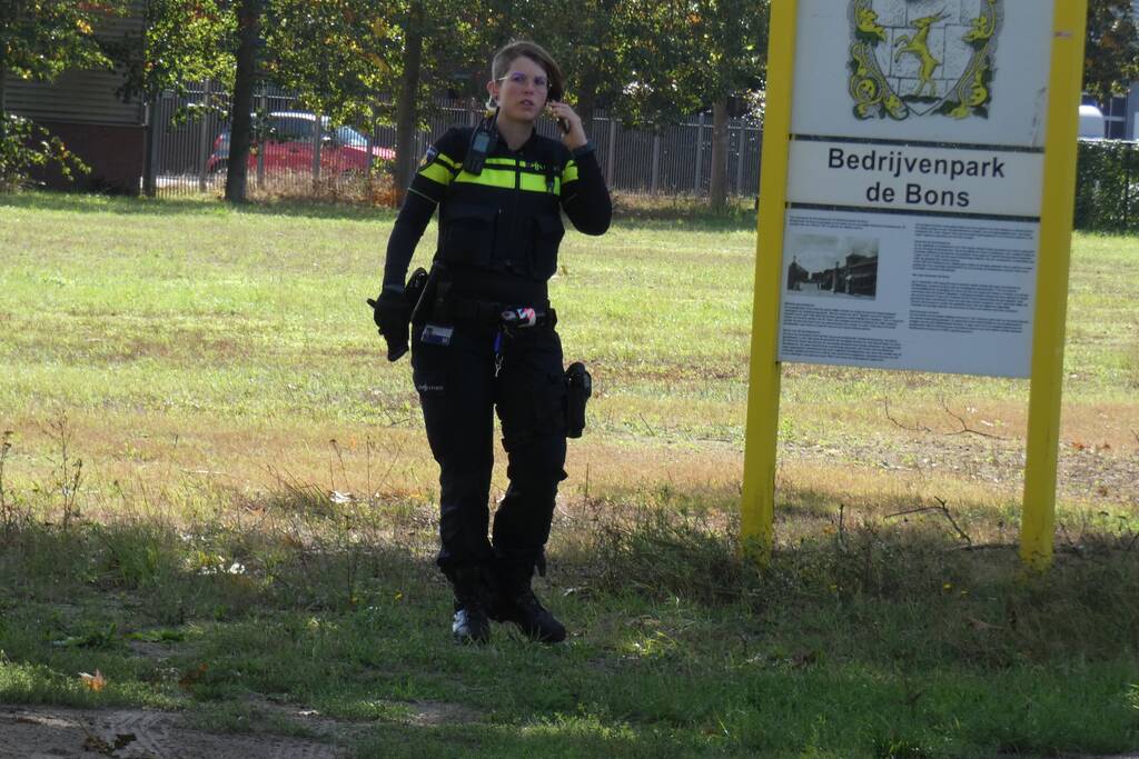 Steekpartij bij asielzoekerscentrum, verdachte slaat op de vlucht