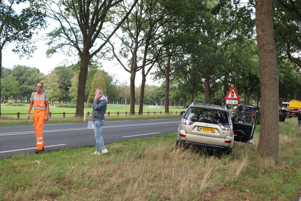 Vier voertuigen betrokken bij kop-staart botsing