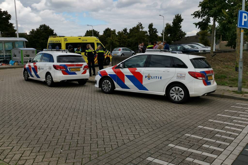 Kinderen krijgen traumabeer na botsing met auto