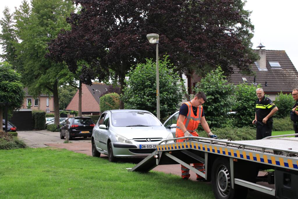 Politie-achtervolging eindigt in aanhoudingen