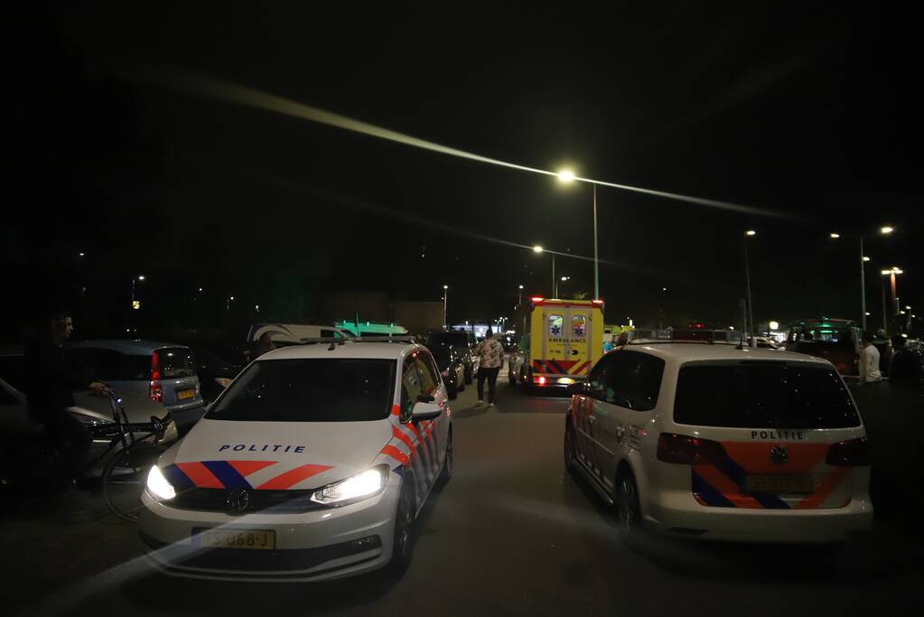 Man zwaargewond bij steekpartij in flatwoning