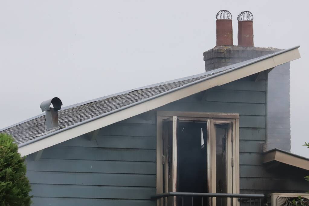 Veel rook bij brand in vrijstaande woning