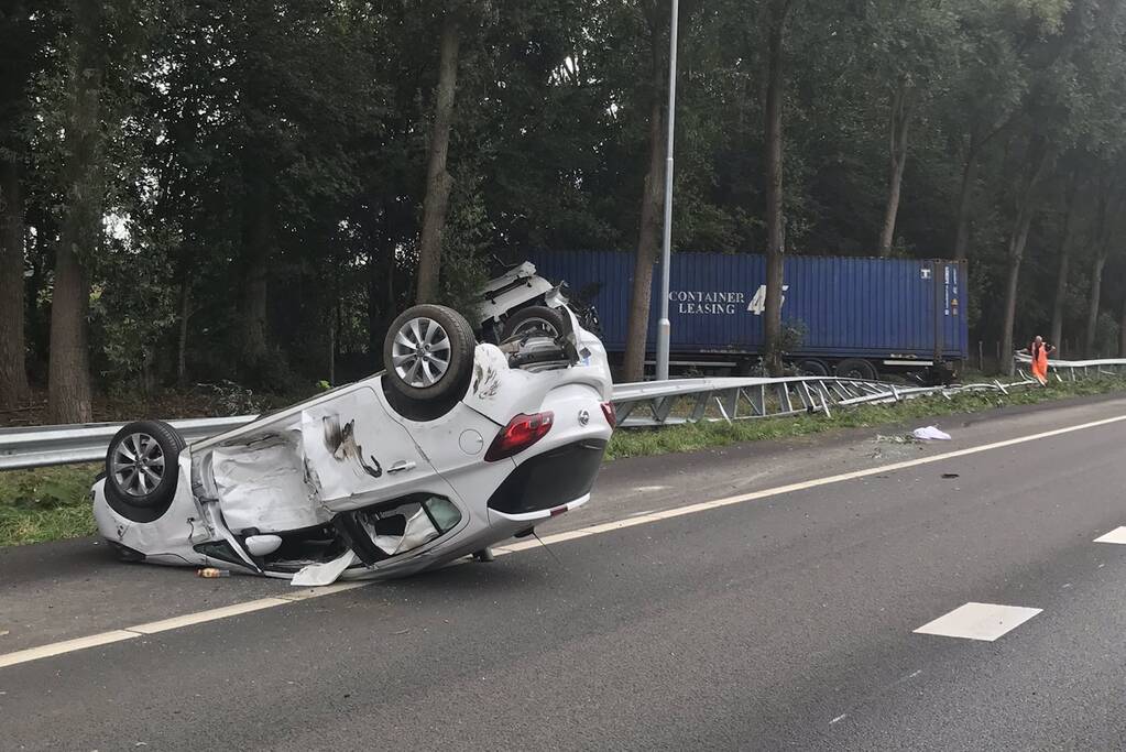 Ernstig ongeval op A16 met vrachtwagen