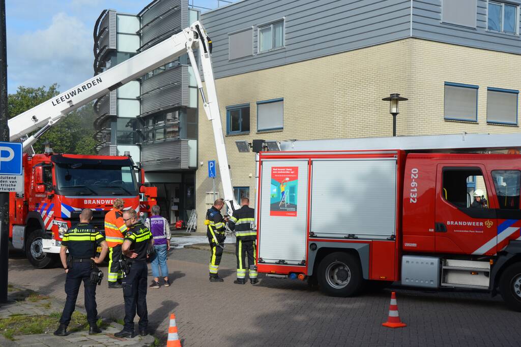 Veel rook bij brand in winkel