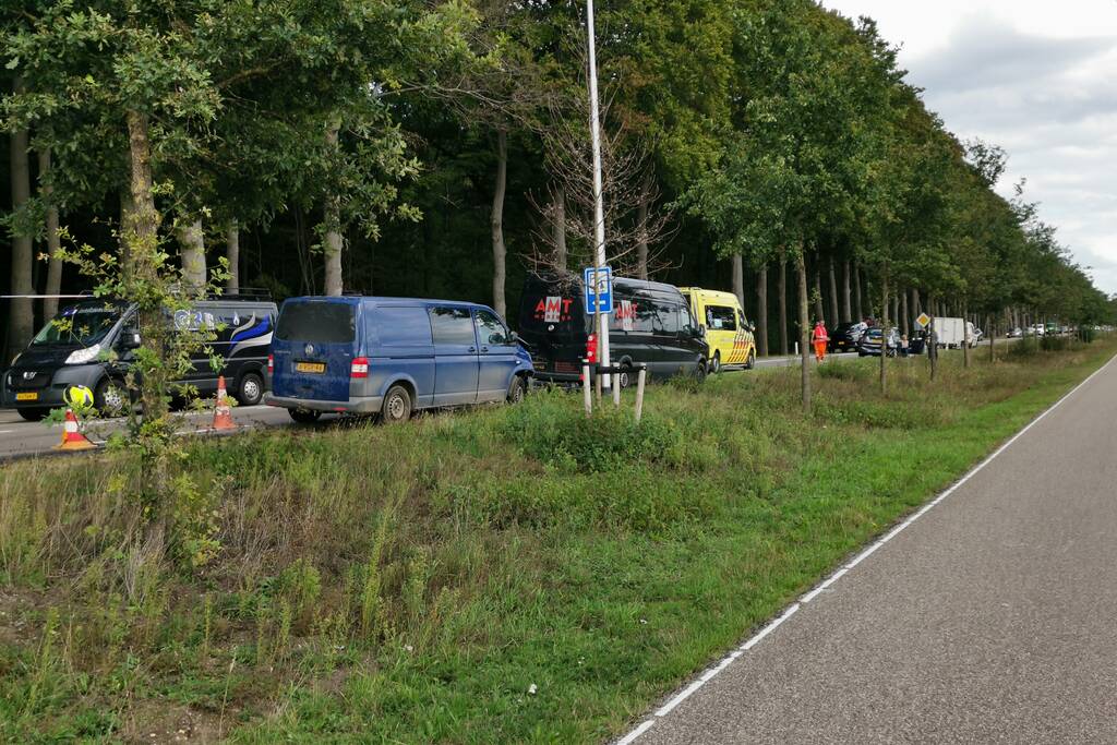 Vier voertuigen betrokken bij kop-staart aanrijding