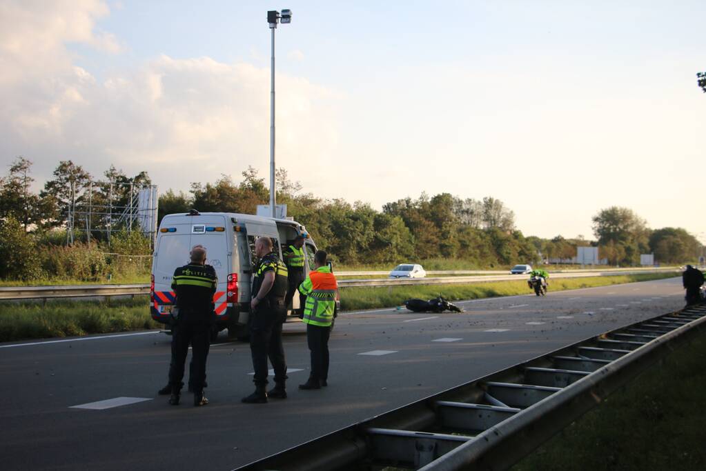 Motorrijder zwaargewond na ongeval
