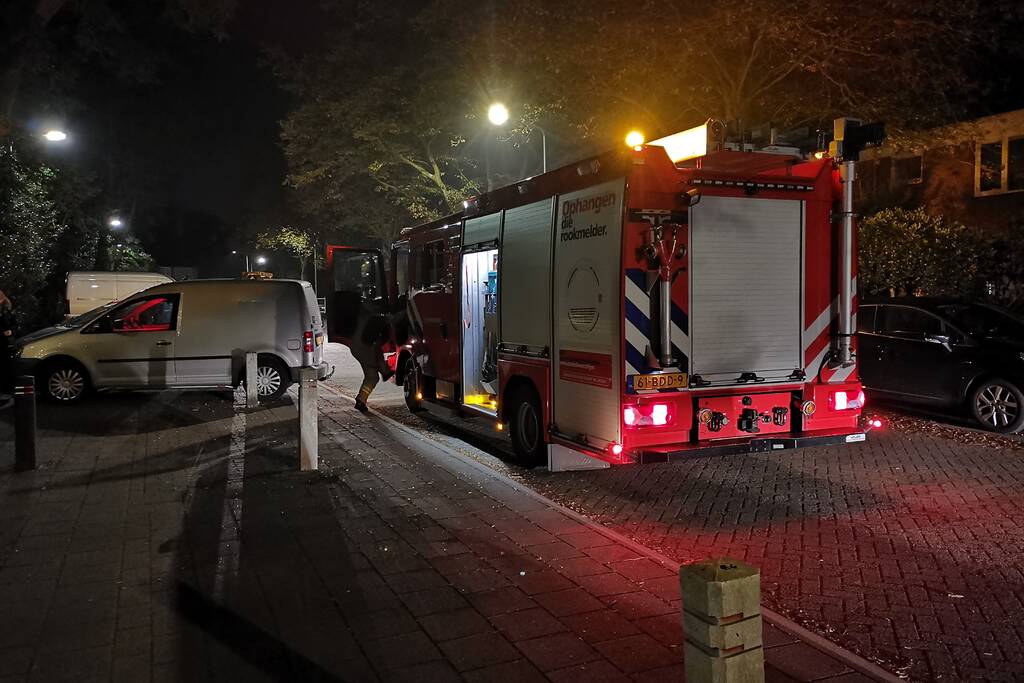 Brand in keuken van flatwoning