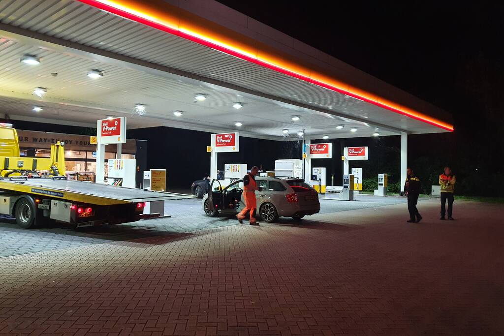 Auto klemgereden na bedreiging