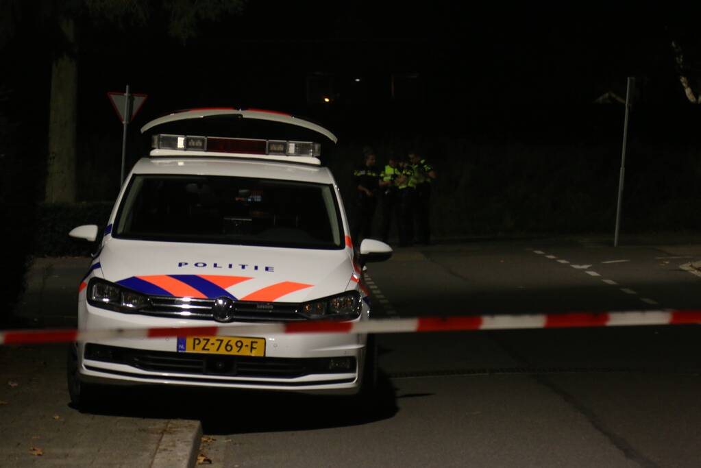 Zwaargewond persoon aangetroffen op straat