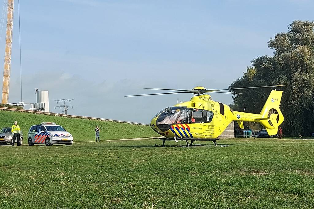 Weg volledig afgesloten na ernstig ongeval