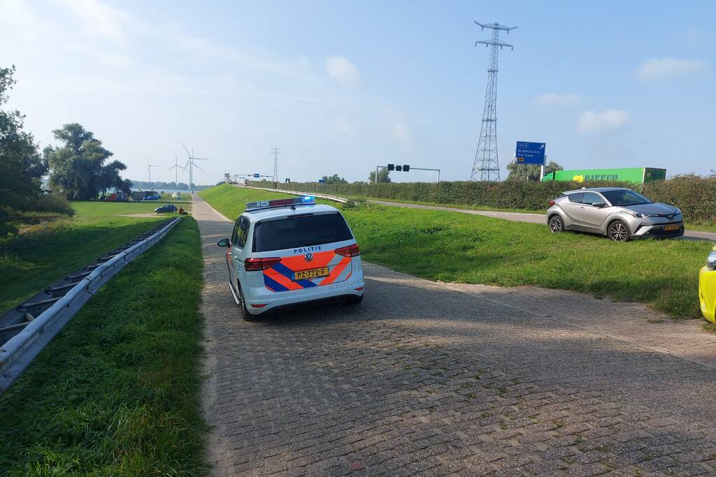Weg volledig afgesloten na ernstig ongeval