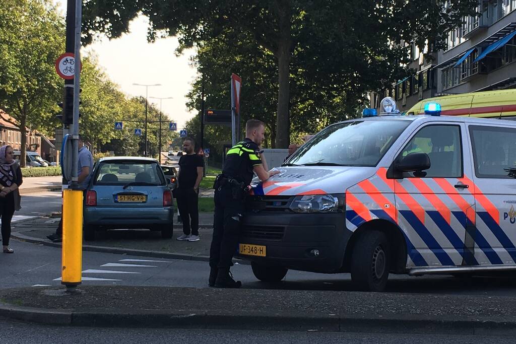 Flinke schade na botsing op kruising