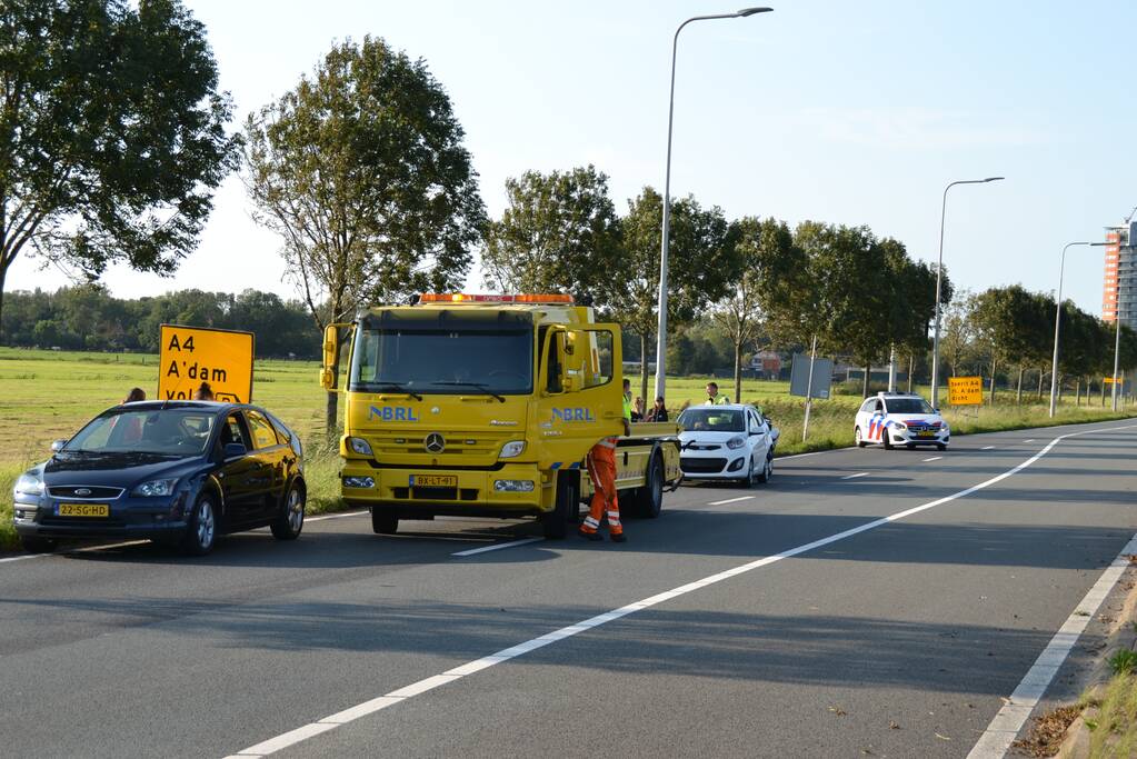 Forse schade na aanrijding met drie auto's