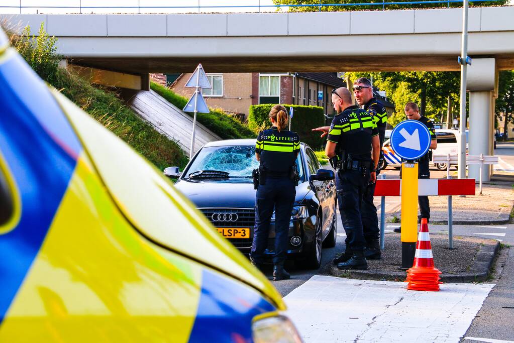 Fietser gewond bij aanrijding met een personenauto