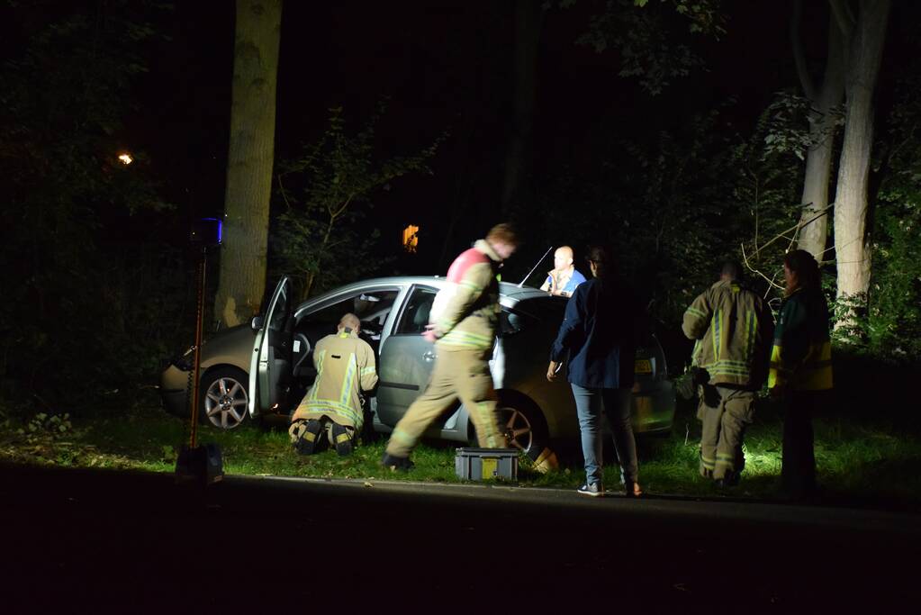 Bestuurder gewond bij eenzijdig ongeval