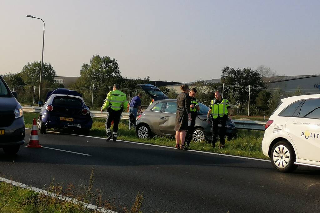 Veel schade na kop-staart botsing