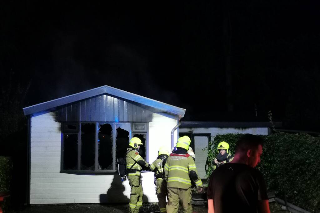 Flinke uitslaande brand in chalet