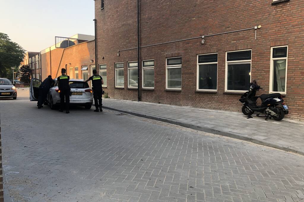 Scooterrijder gewond bij botsing met afslaande auto