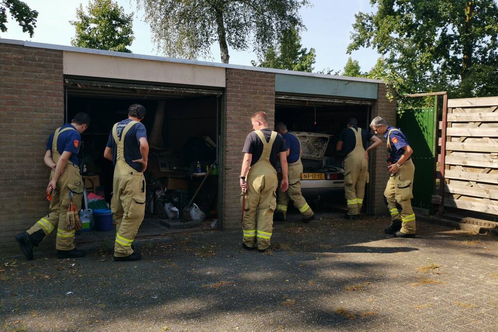 Brandweer doet onderzoek naar vreemde lucht