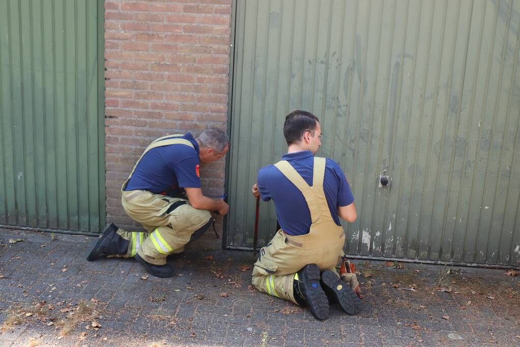 Brandweer doet onderzoek naar vreemde lucht