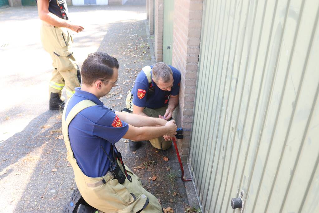 Brandweer doet onderzoek naar vreemde lucht