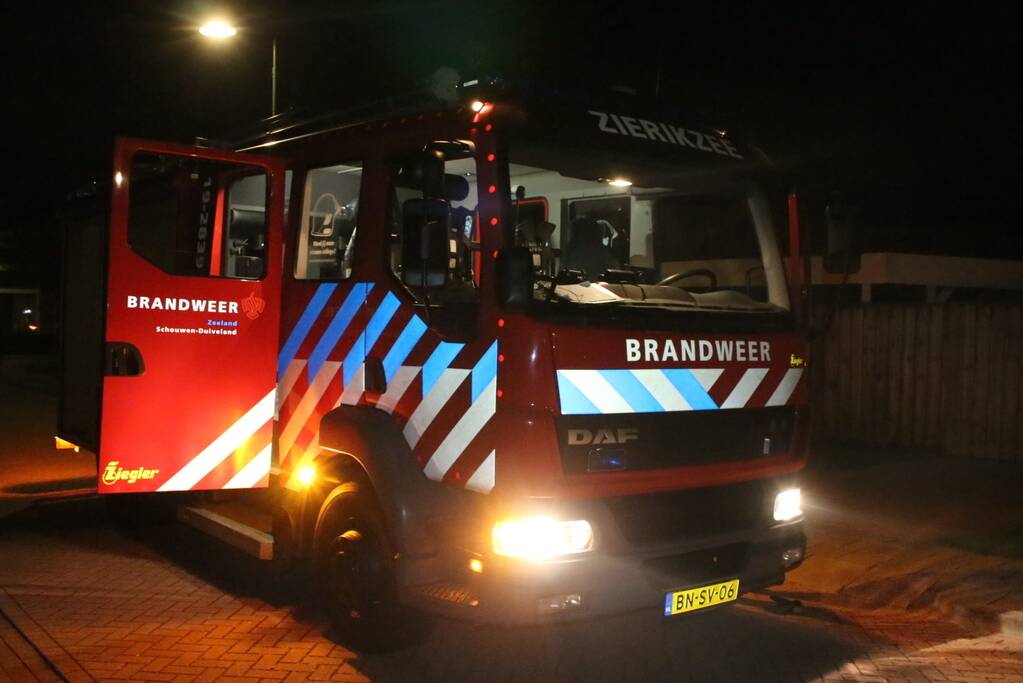 Buurt schrikt wakker van harde knallen, een aanhouding