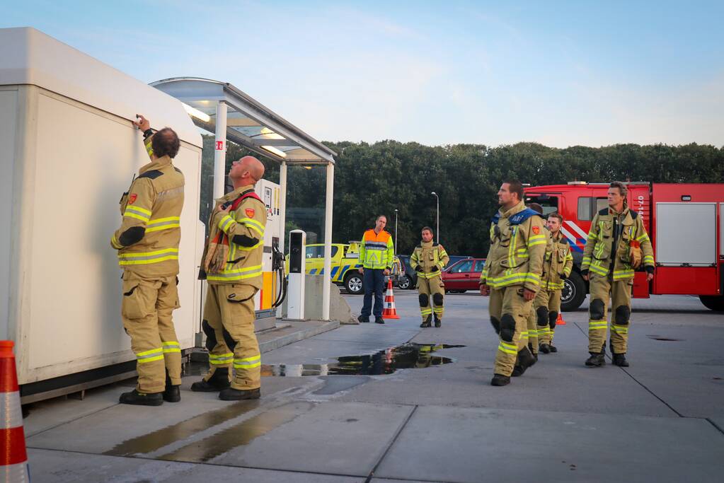 Brandweer onderzoekt lekkende AdBlue-tank