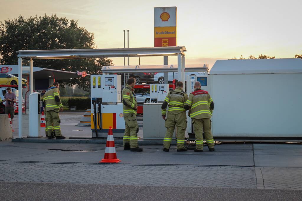 Brandweer onderzoekt lekkende AdBlue-tank