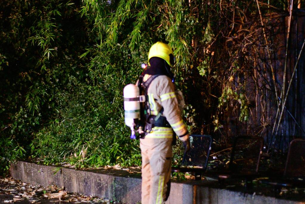 Brand bij speeltuin in Overschie