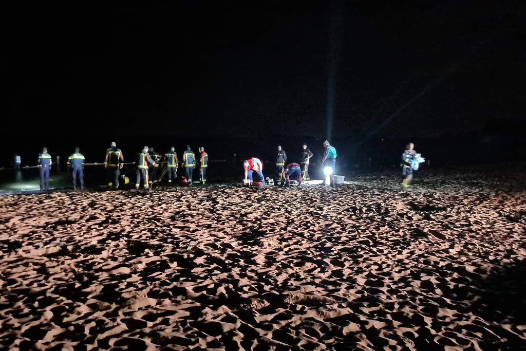 Massale inzet naar mogelijk persoon te water