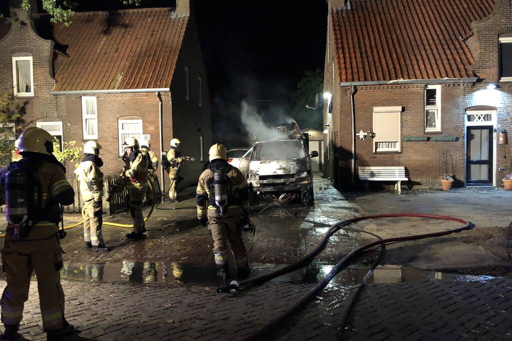 Camper verwoest door brand