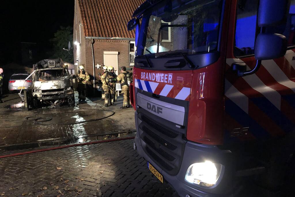 Camper verwoest door brand