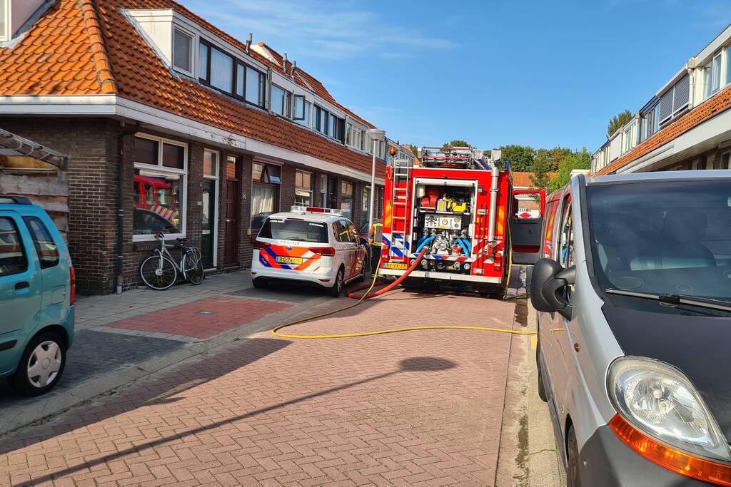 Brand in achtertuin van woning