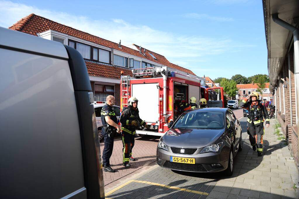 Brand in achtertuin van woning