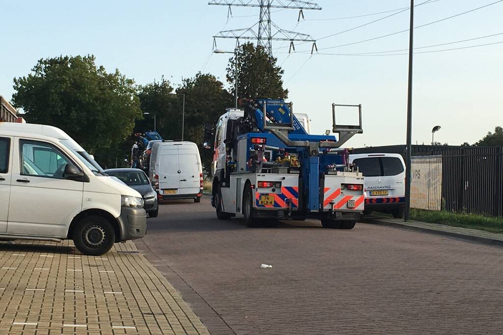 Politie neemt meerdere voertuigen in beslag