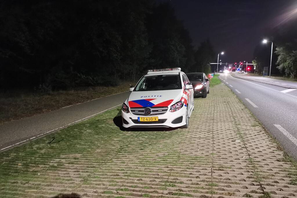 Politie zoekt met helikopter en speurhonden naar vermiste vrouw