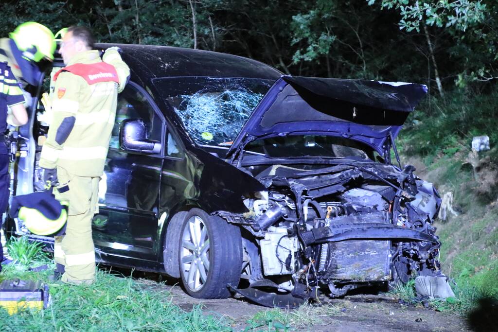 Persoon gewond na eenzijdige aanrijding