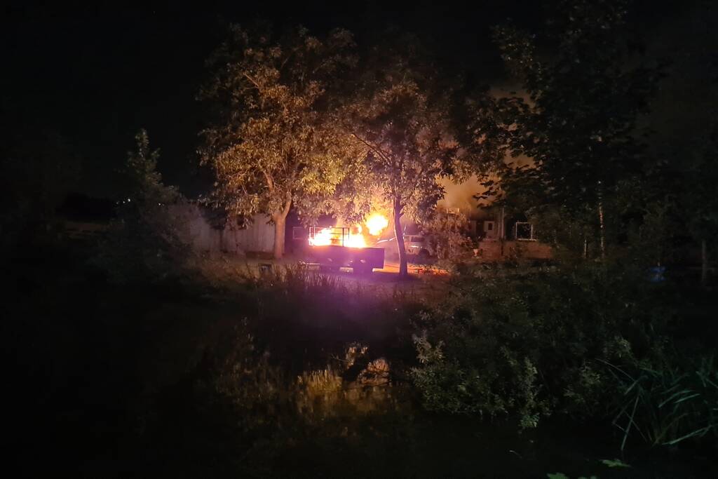 Flinke buitenbrand snel onder controle