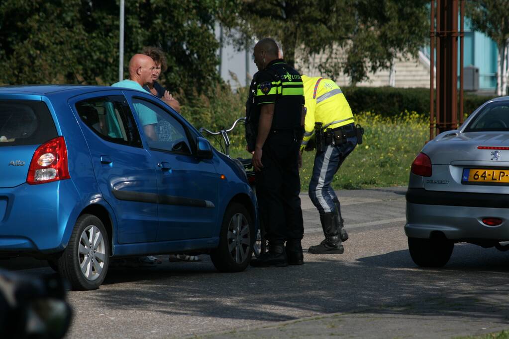 Vrouw gewond na aanrijding