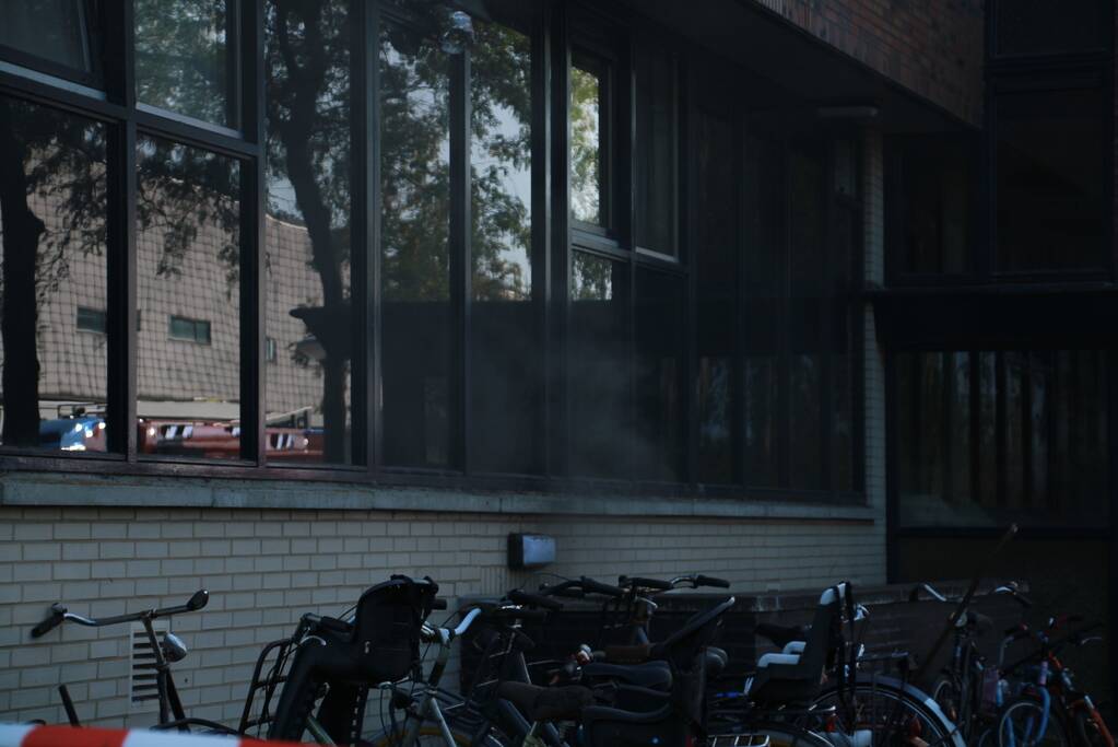 Flinke rookontwikkeling bij brand in kelder
