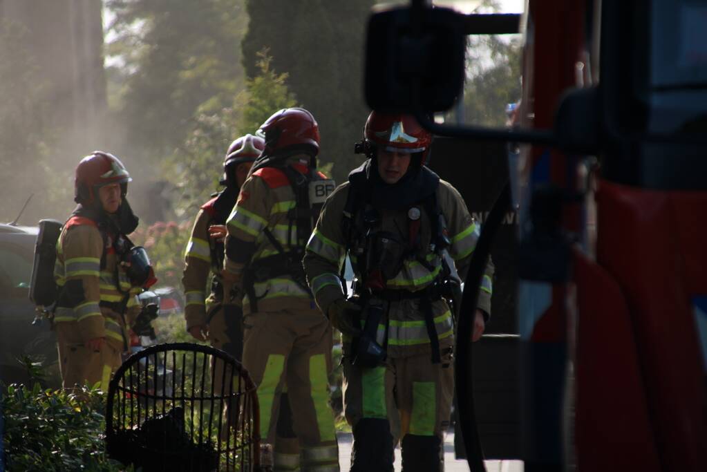 Flinke rookontwikkeling bij brand in kelder