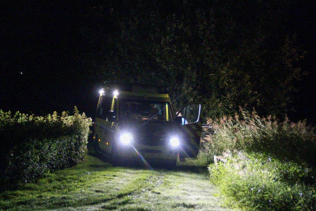 Vrouw gewond na val van dam