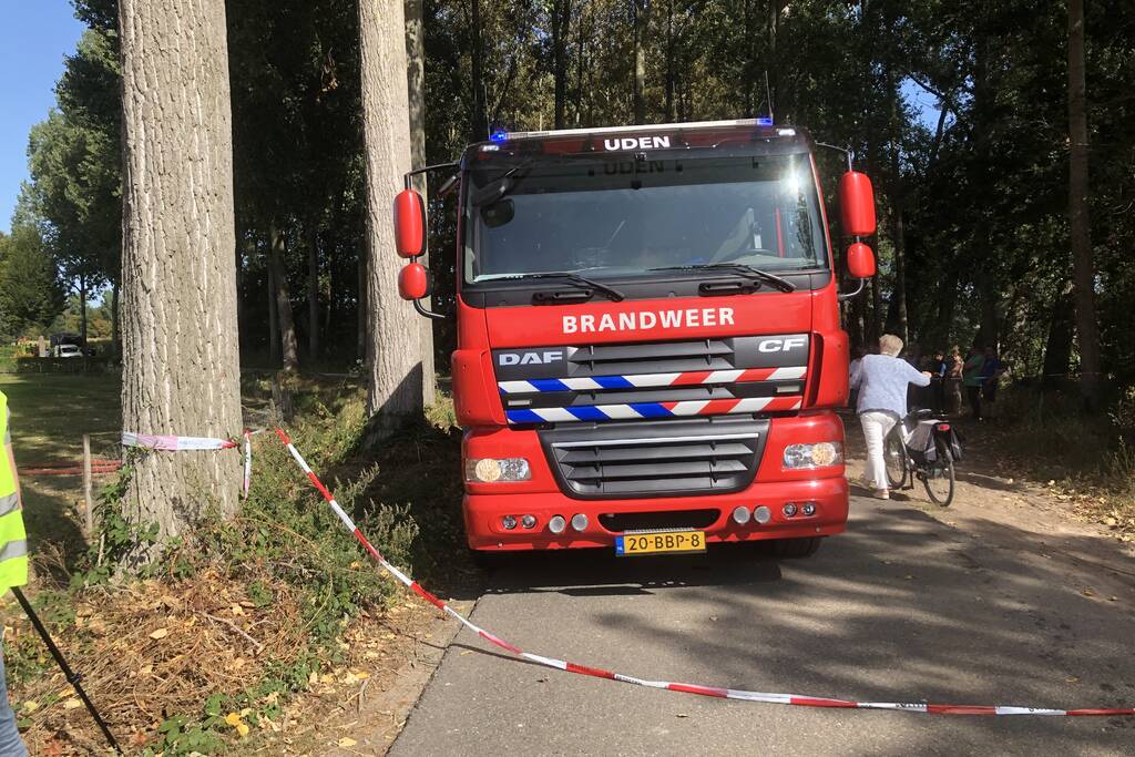 Grote schuurbrand veroorzaakt flinke rookwolken