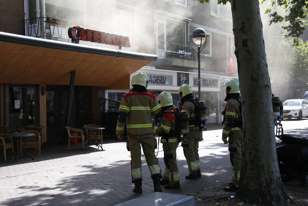 Flinke rookontwikkeling bij brand in appartement