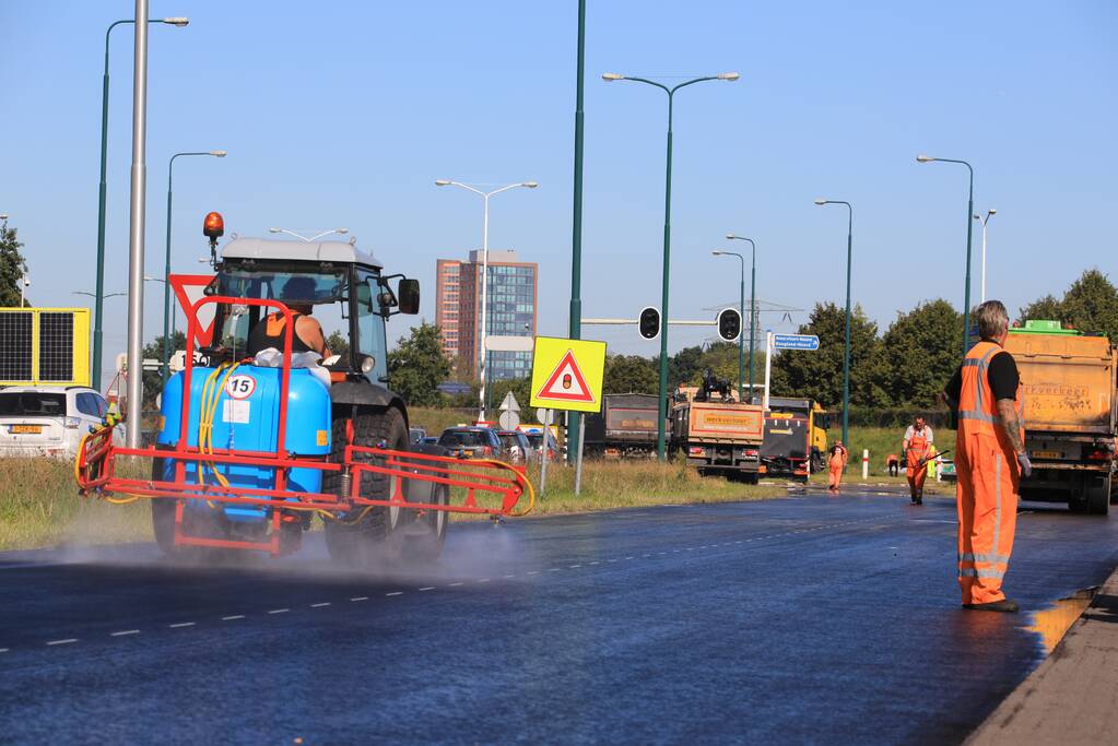 Asfaltering N199 in volle gang
