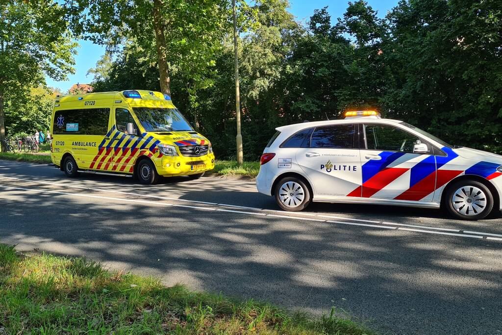 Omstanders redden man onder invloed uit water