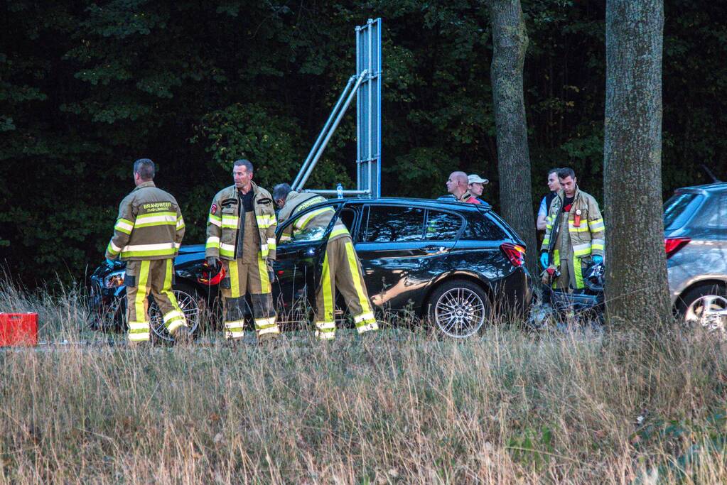 Meerdere voertuigen betrokken bij kop-staart botsing