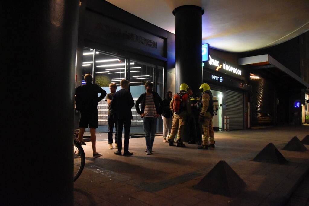 Persoon loopt brandwonden op bij keukenbrand