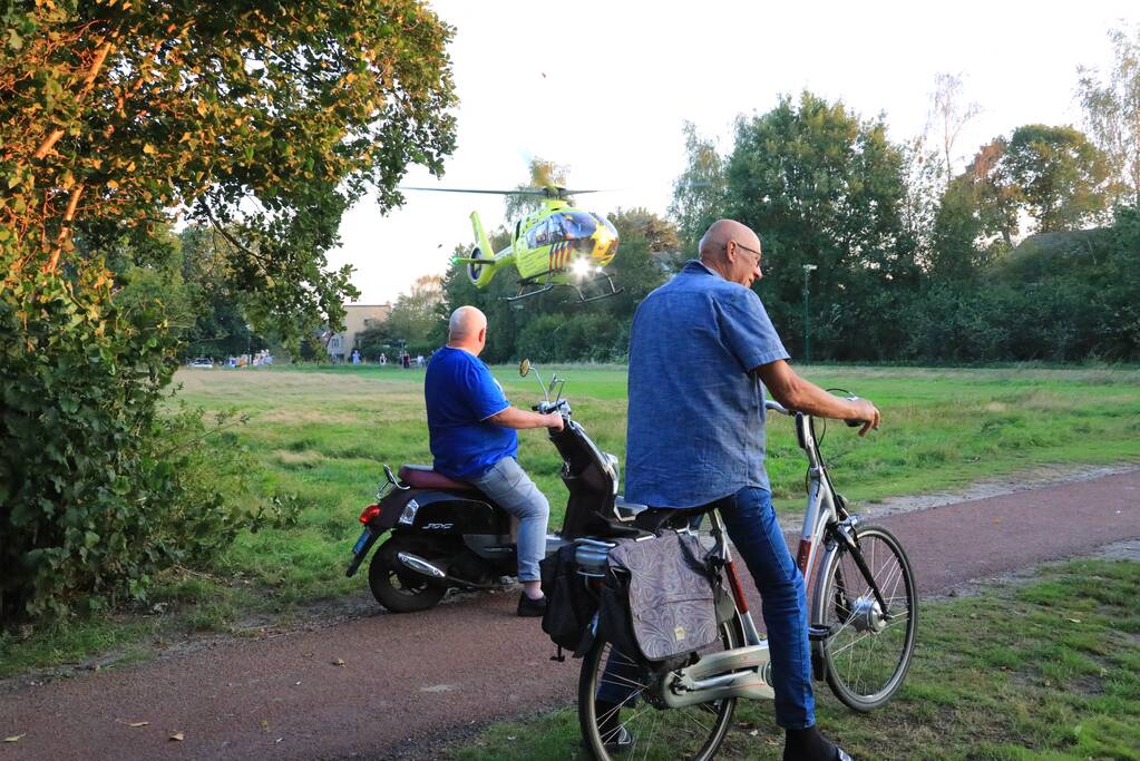 Traumahelikopter landt voor incident in woning