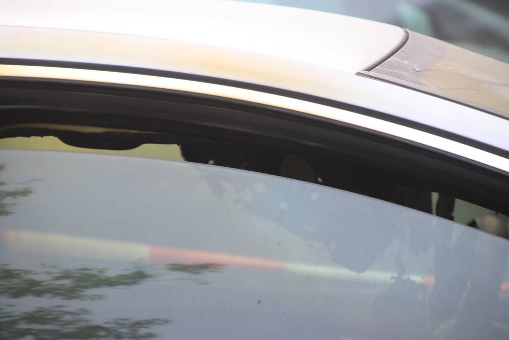 Onderzoek naar oorzaak van autobrand